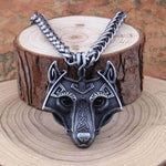 pendentif loup noir