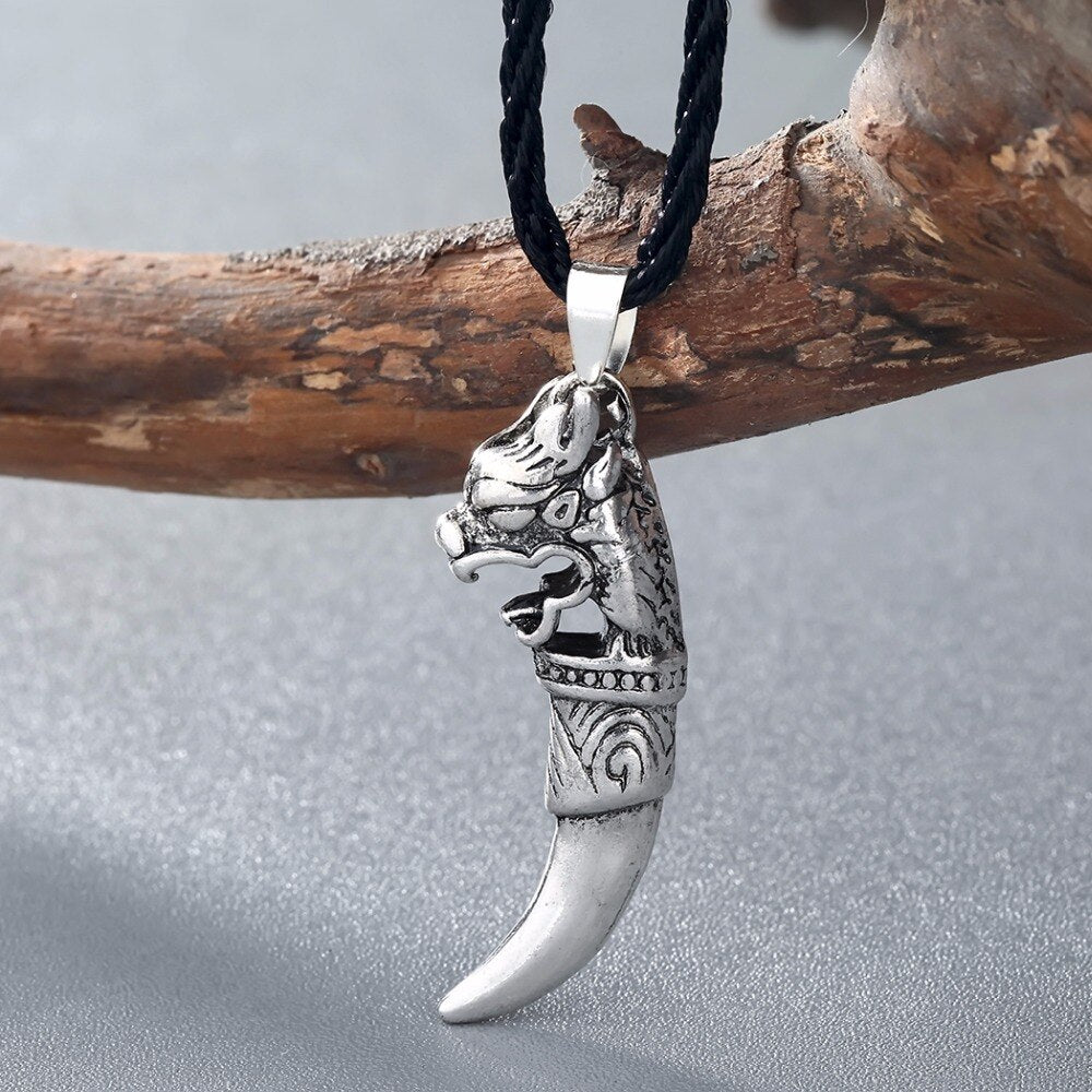 Collier de dents de loup mens collier de tête de loup Canada Collier de dents de loup mens collier de tête de loup Canada