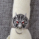 bague gothique yeux rouges