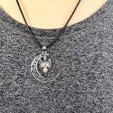 collier loup symbole lunaire femme