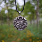 collier loup symbole
